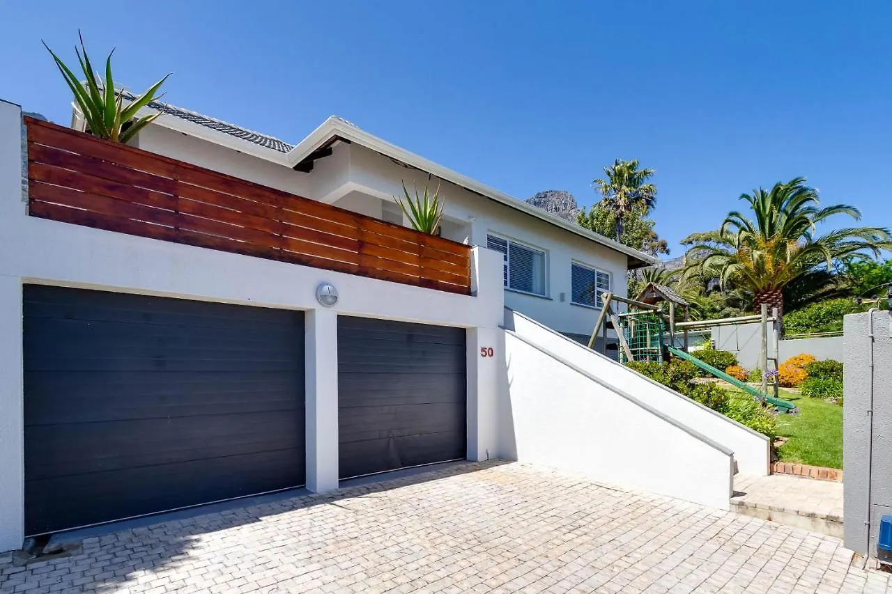 Camps Bay Deluxe - Luxury Home With Pool, Ocean & Mountain Views Città del Capo