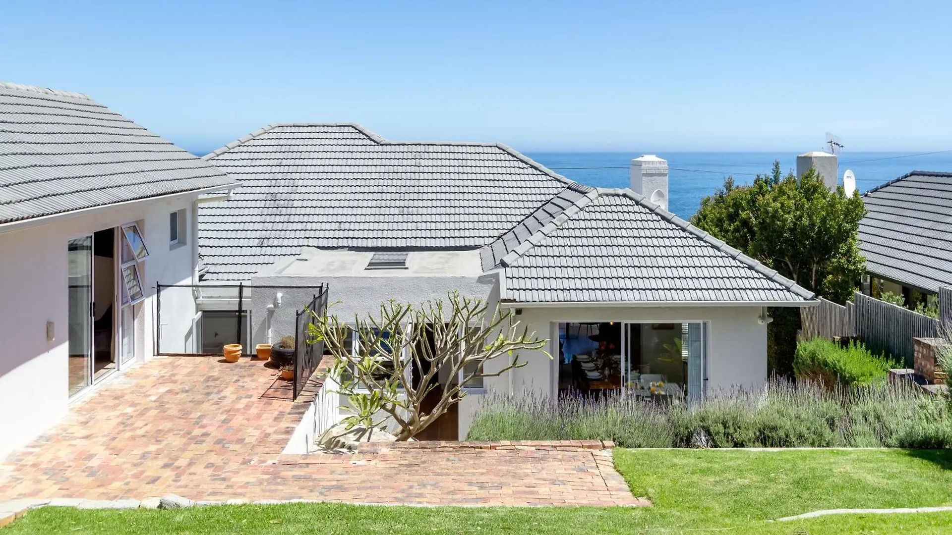 Camps Bay Deluxe - Luxury Home With Pool, Ocean & Mountain Views Città del Capo Sudafrica